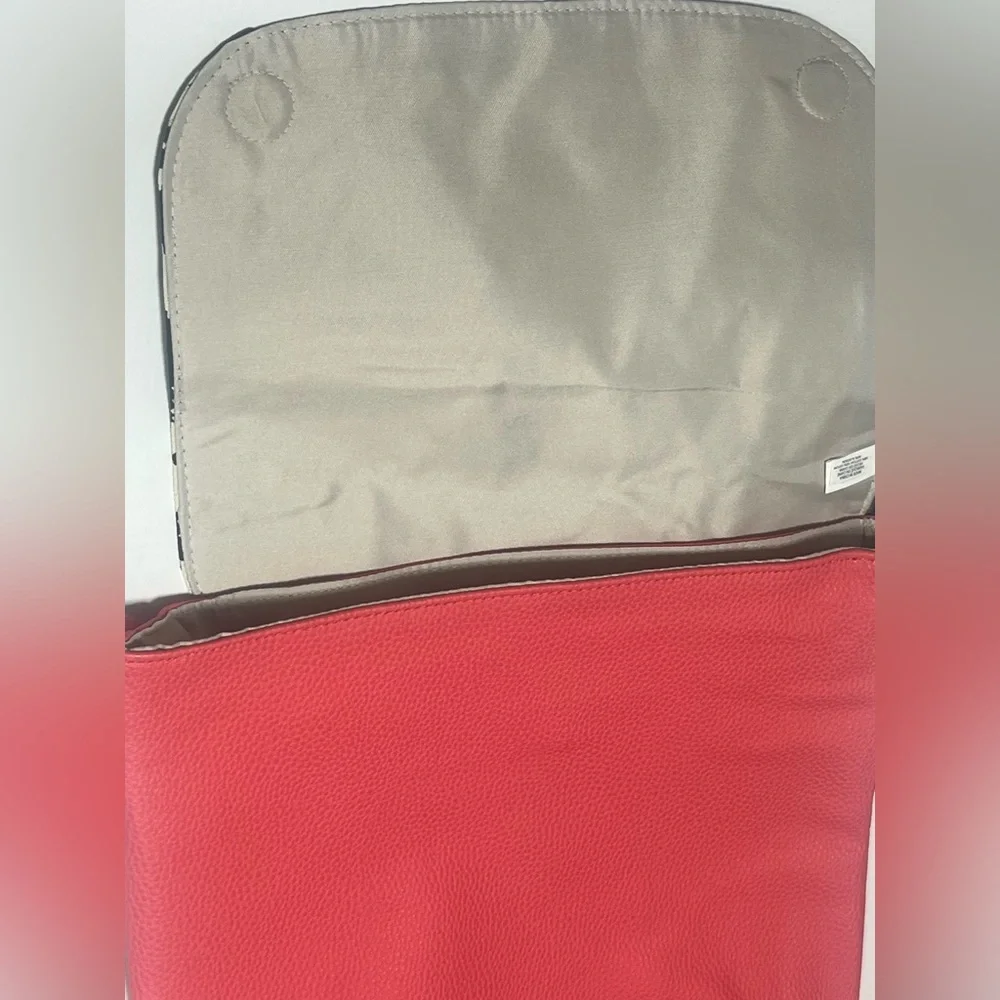 Studio Thirty- One Modern Shoulder Bag Corral Color With Black Strap NWT